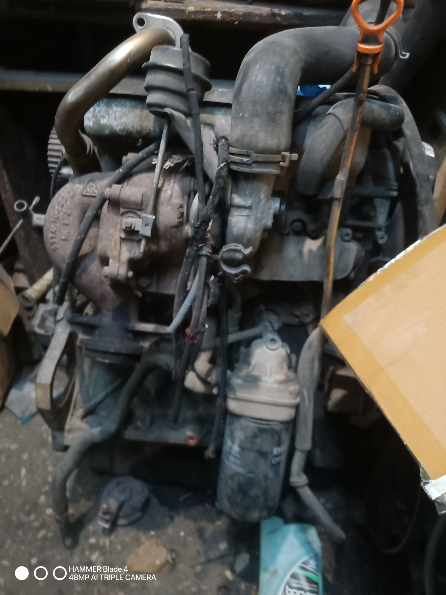 VW T4. 2.5 TDI silnik .skrzynia biegów 2.5 DUJ  EWB. 88 stan bdb