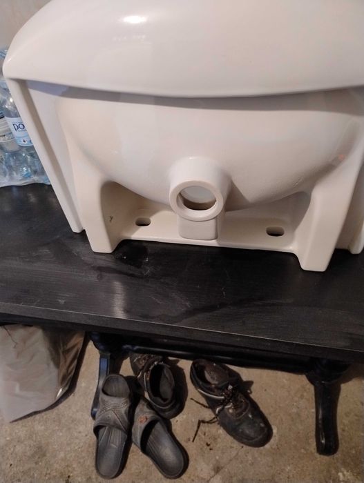 Sprzedam zlew ceramiczny 50cm biały nowy w kartonie