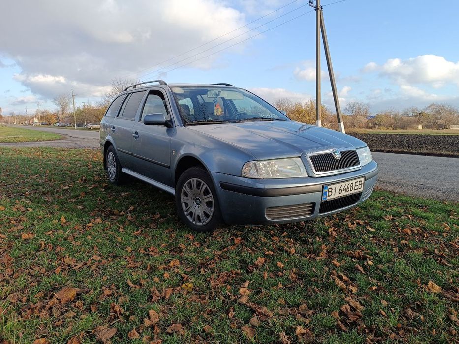 В продажі Шкода тур 2007р
