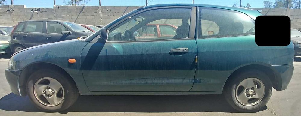 Mitsubishi Colt para peças