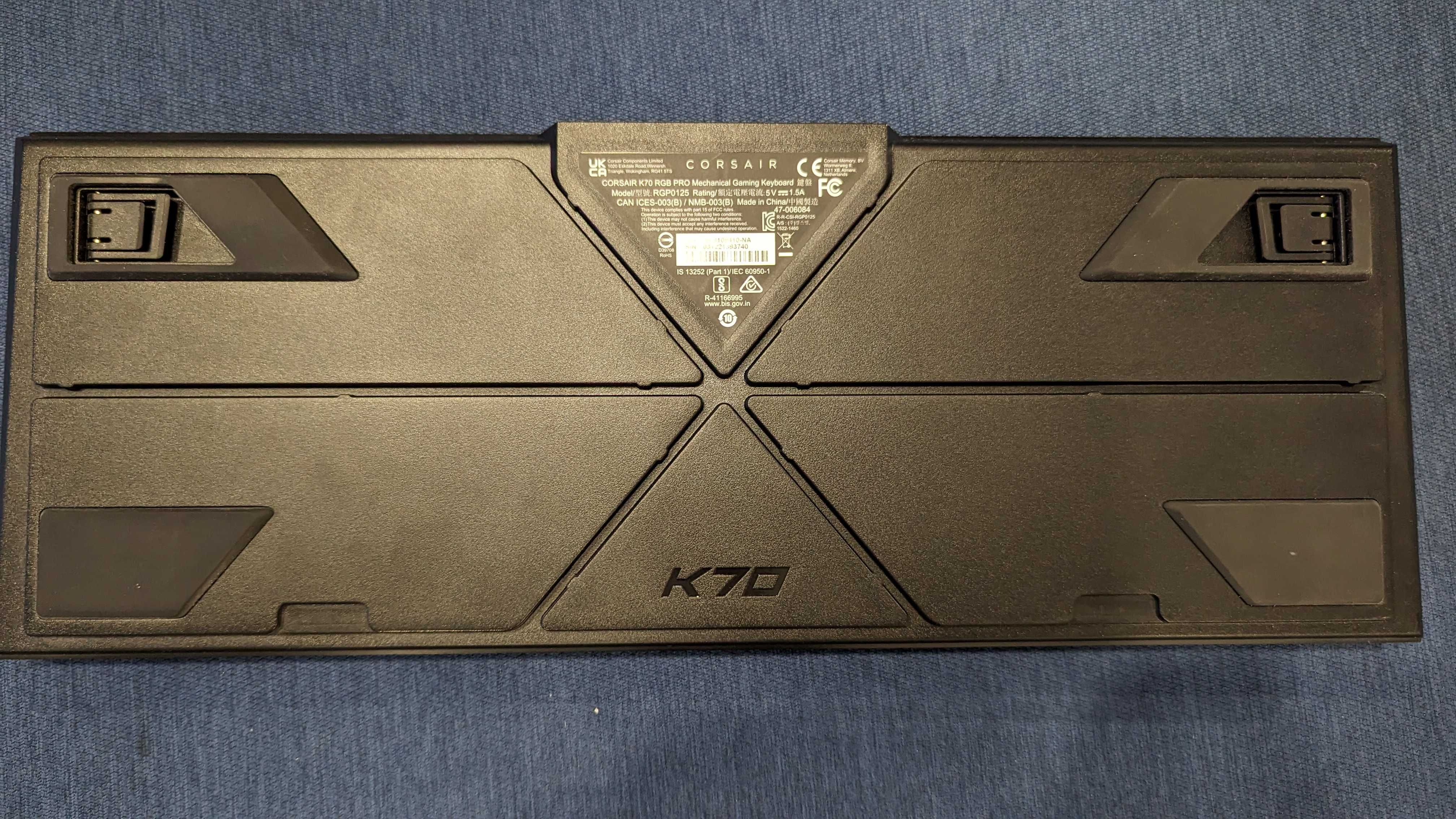 Клавіатура Corsair K70 RGB Pro Mechanical Keyboard Cherry MX Red - Гар