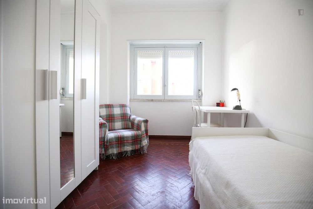 169848 - Quarto perfeito com cama de solteiro...