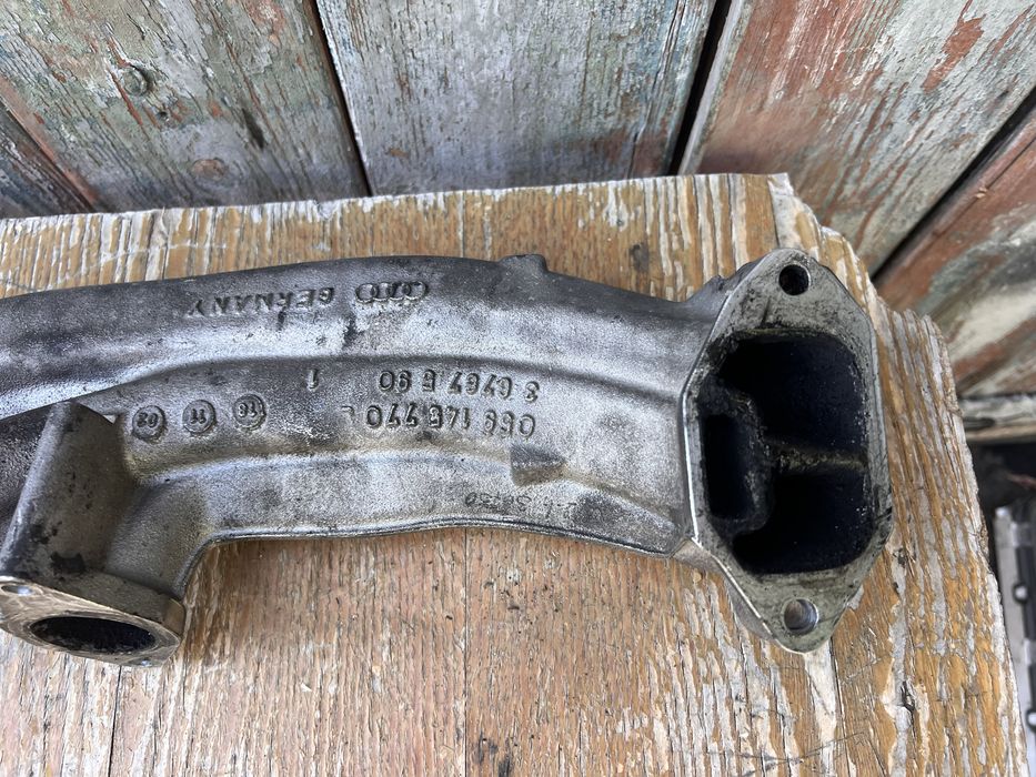 Колектор впускной Audi A6 C5 2.5 tdi A4 B5 оригинал.