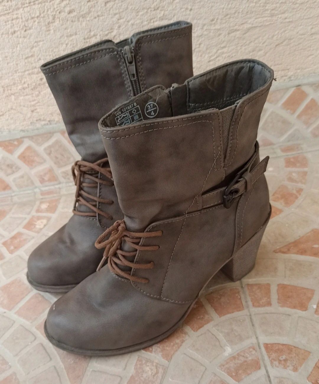 Botas Tornozelo .