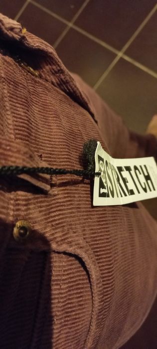 wrzos spodnie sztruks LEE metką prosta nogawka wysoki stan XS 28/31