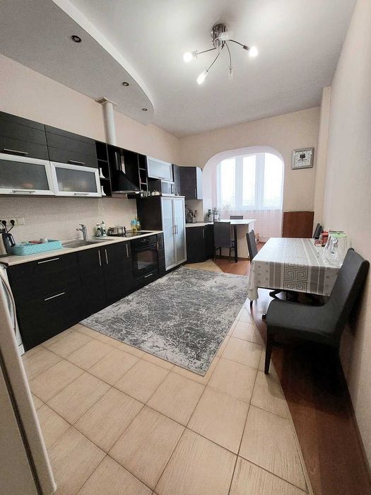 Без комісії продам 3-к. Новий будинок. Срібнокільська, 14а