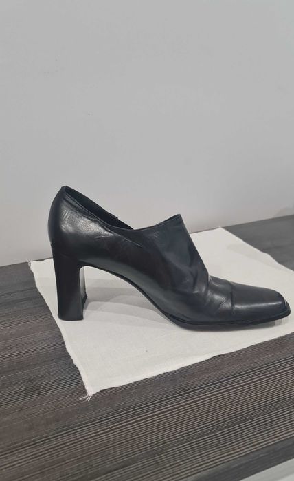 Włoskie półbuty skóra