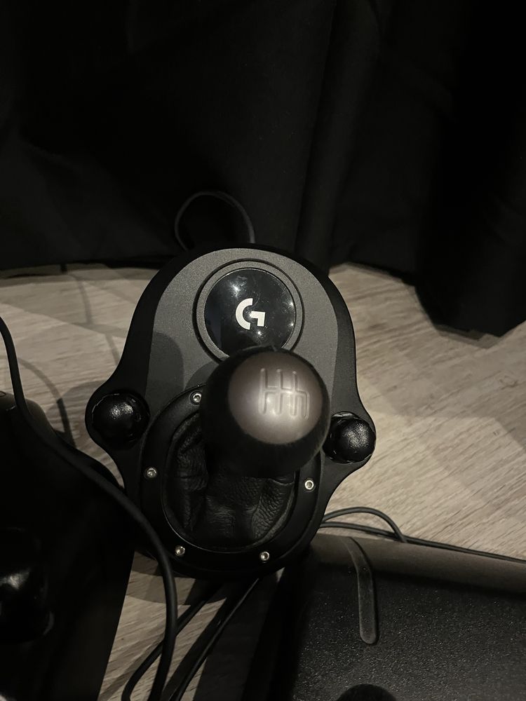 Kierownica logitech g920 + skrzynia biegów