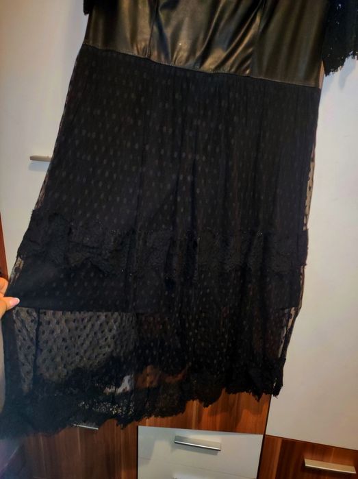 Жіноча святкова сукня