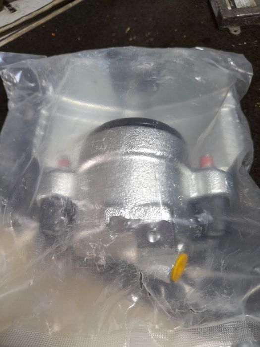 Продам суппорт на шкоду.