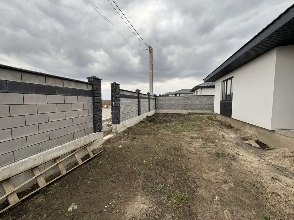 Продам сучасний будинок«Американка» з комунікаціями,ділянка 5,3 сот!