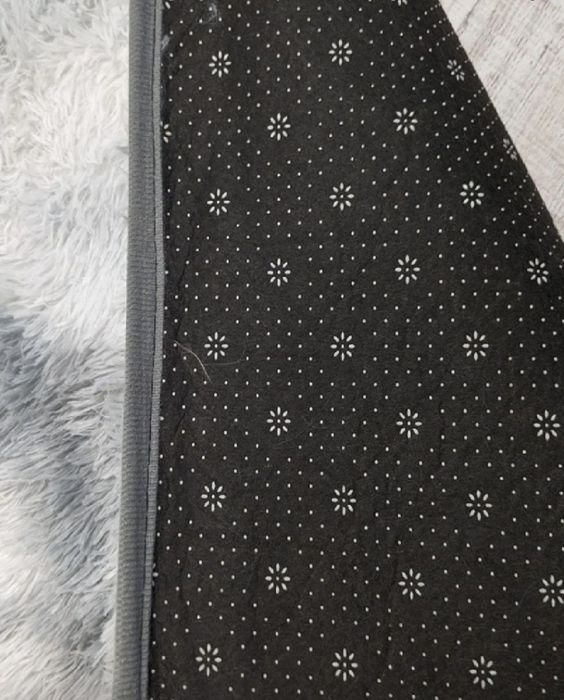 Нереально гарний килим  пухнастий ( різні розміри)