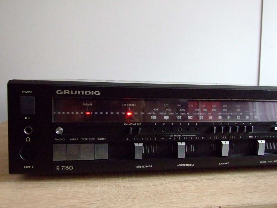 Grundig R 7150 Sprawny  .