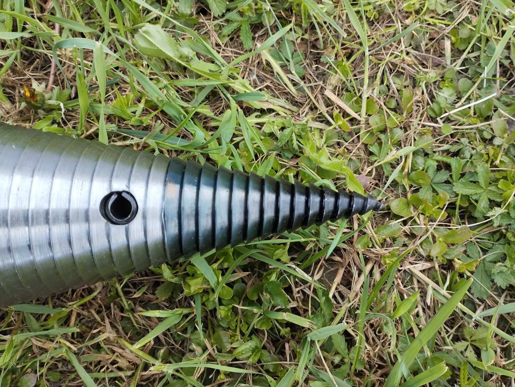 Łuparka świdrowa WOM do ciągnika / stożek 100mm / świder do drewna