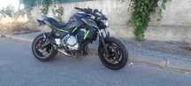 Kawasaki Z650 acidentada