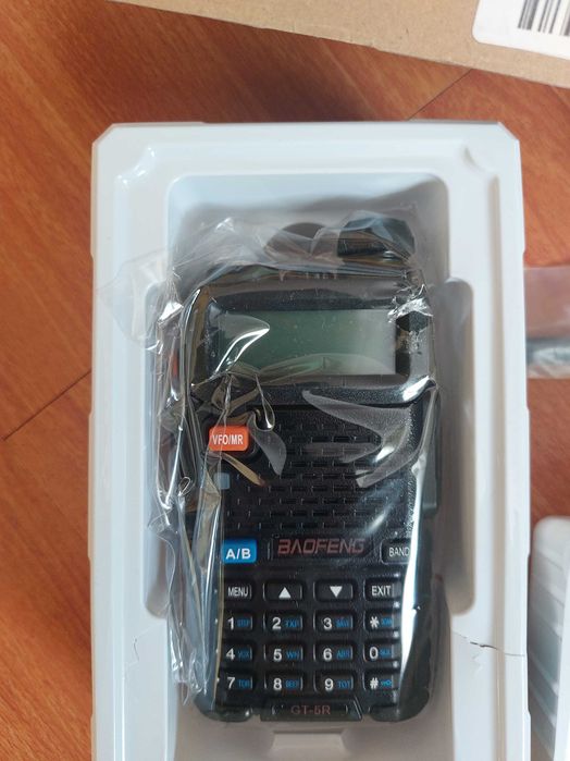 Двохдіапазонна радіостанція BAOFENG (GT-5R) чорна