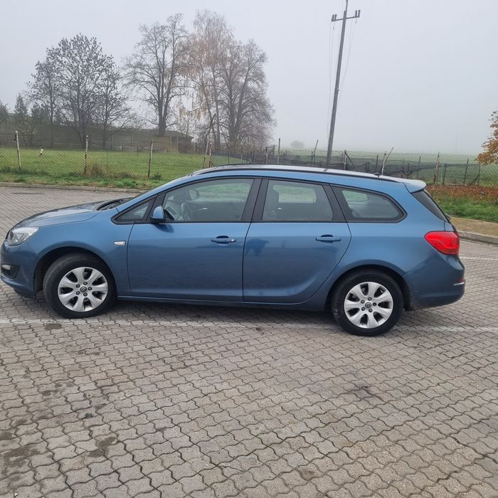 Opel Astra J 1.7 CDTI . Bardzo zadbany i oszczędny. Mozliwy transport