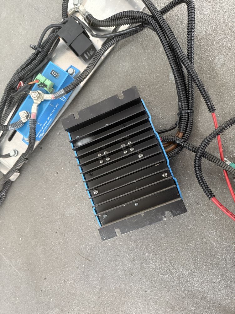Konwerter Orion-Tr 12/12-18A (220W) ladowarka DC kamper przetwornica