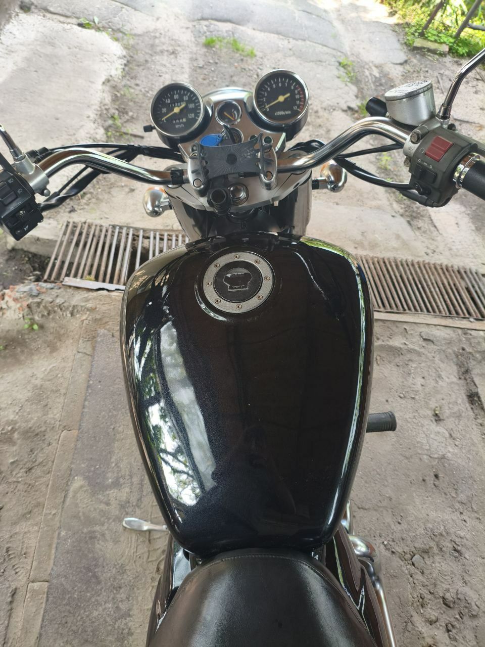 Чоппер, круизер Hyosung GV250 Aquila, вешка