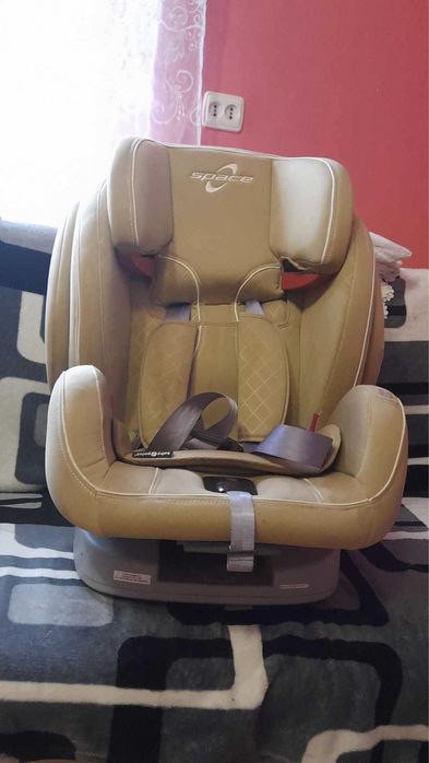 Продам автокрісло