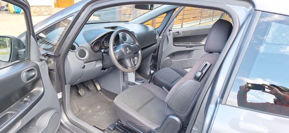 Mitsubishi colt 1.1 2007