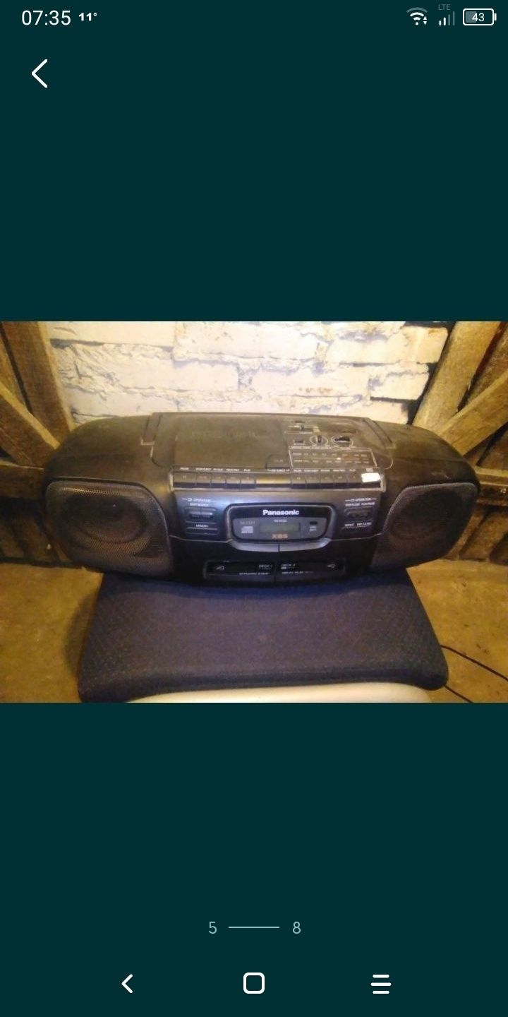 Aiwa-Panasonic radio
