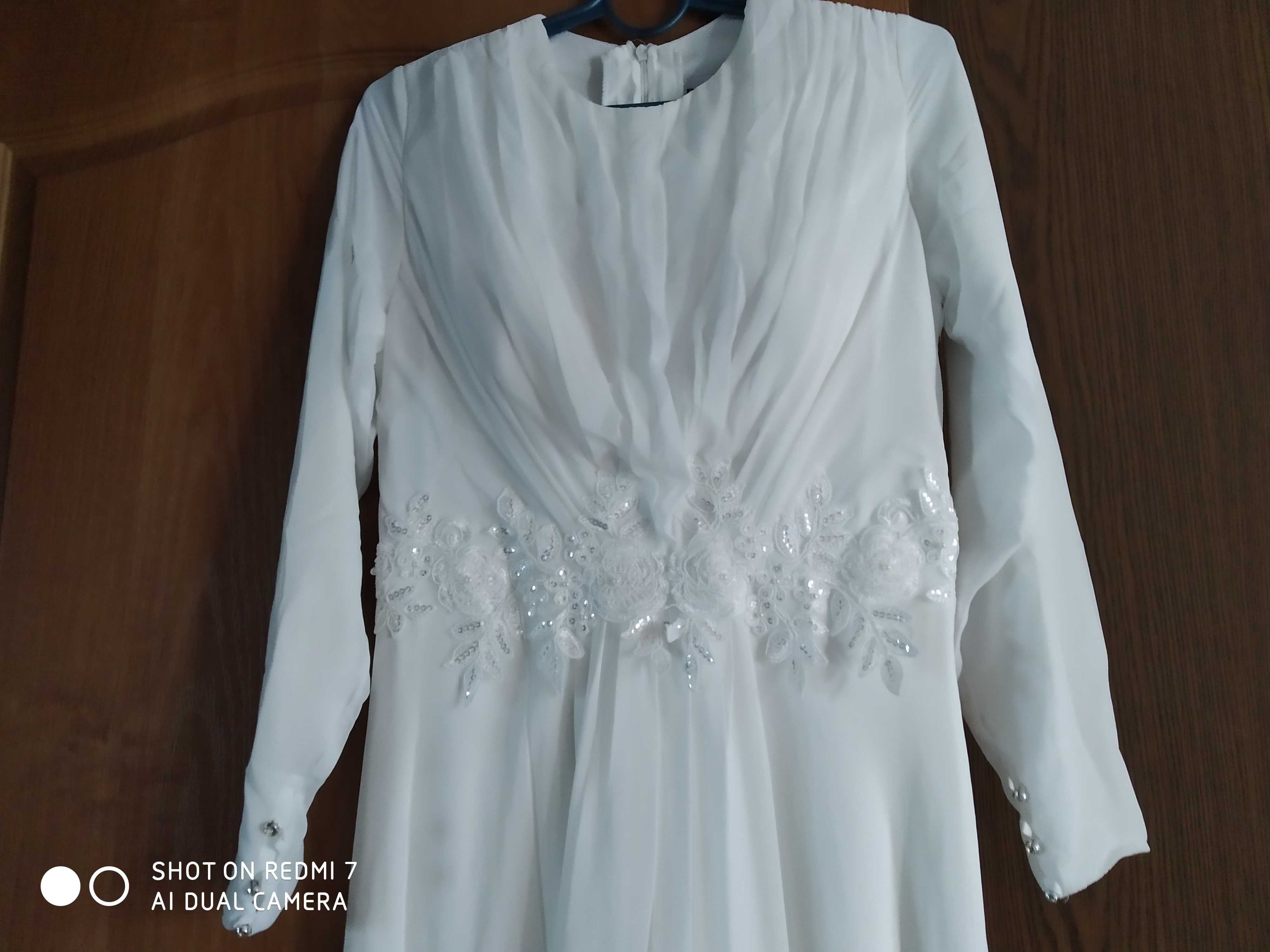 Платье свадебное белое двойной шифон длинное с вышивкой шелком