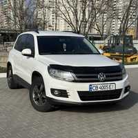 Volkswagen Tiguan 2011 Газ/Бенз | Турбо | В отличном состоянии