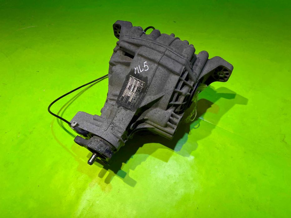 Задний редуктор ML W164 350i M272 задній редуктор МЛ 164 3.5i мост