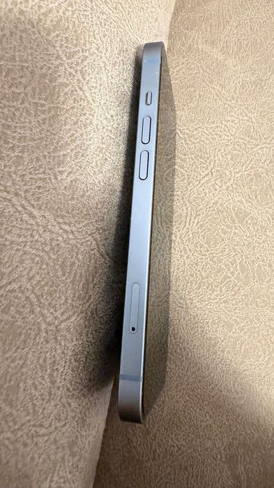 iPhone 14 128GB - impecável