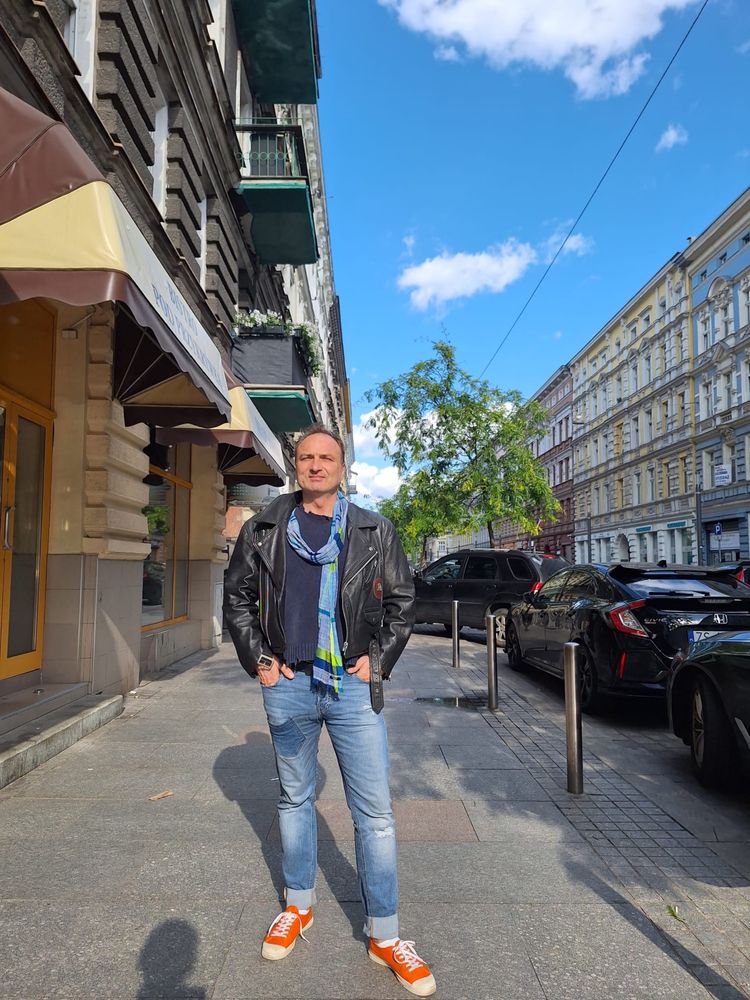 Kurtka skórzana czarna pilotka ramoneska motocyklowa piekna skóra natu