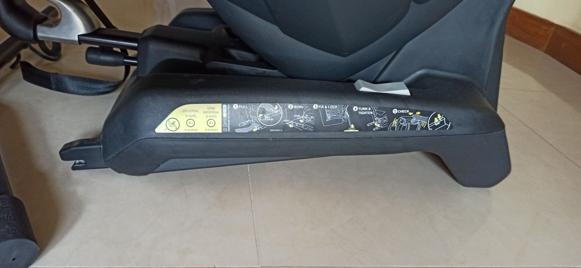 Cadeira Auto BeSafe iZi Combi X3 Isofix