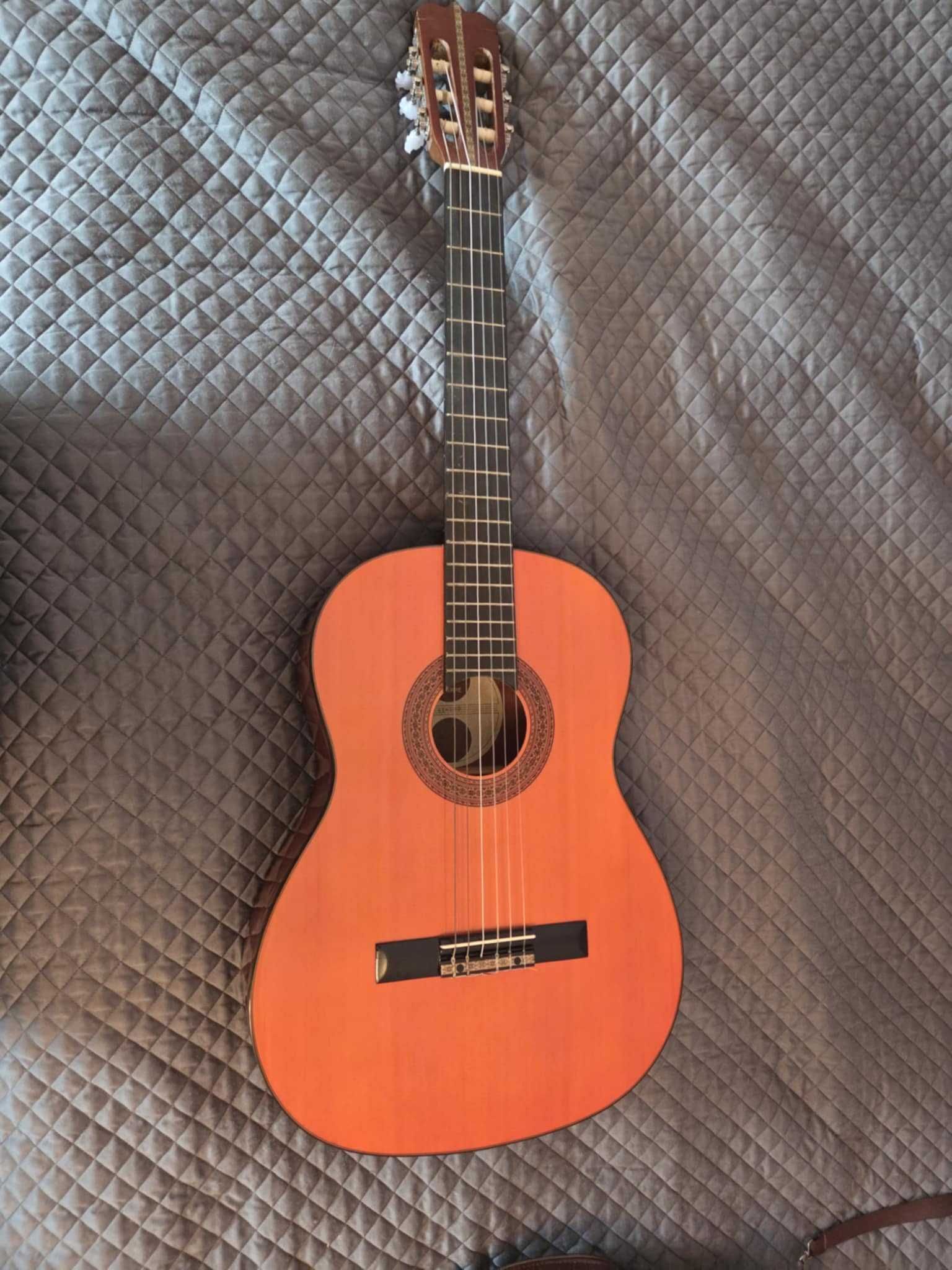 Gitara klasyczna Renata + pokrowiec – dobry stan