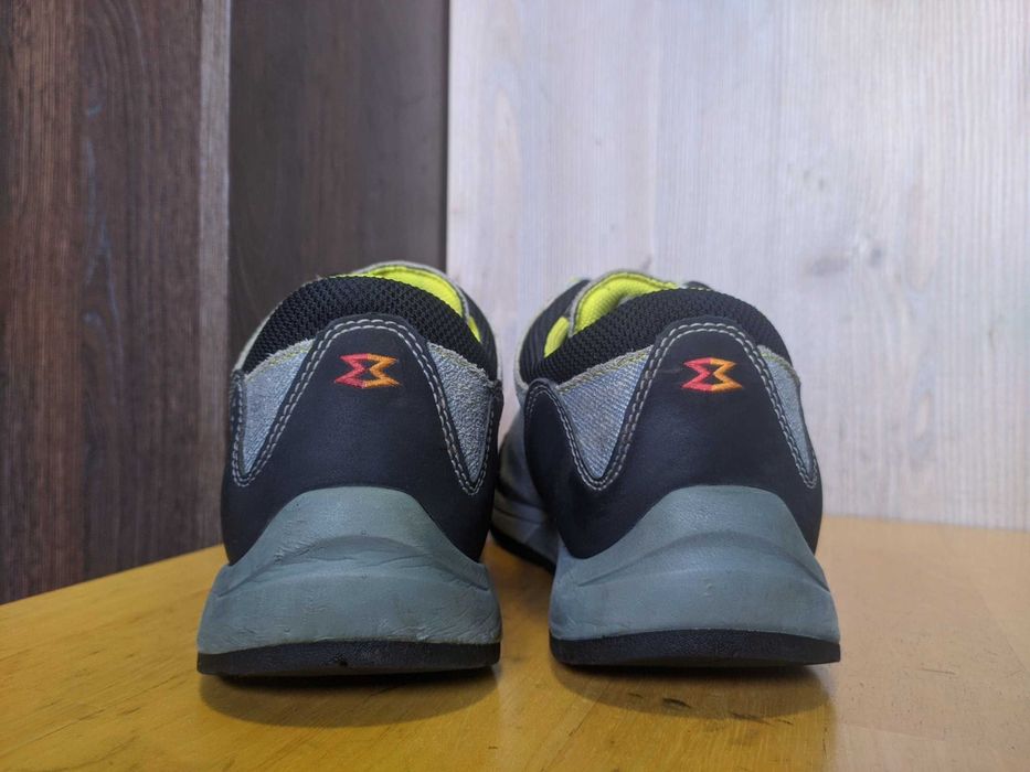 Garmont - трекінгові тактичні водостійкі кросівки