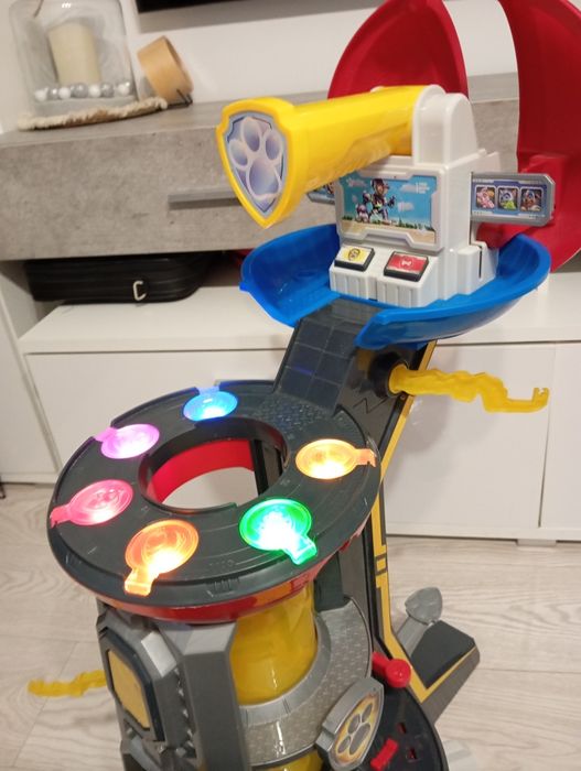 Zestaw Psi patrol baza, pieski i pojazdy