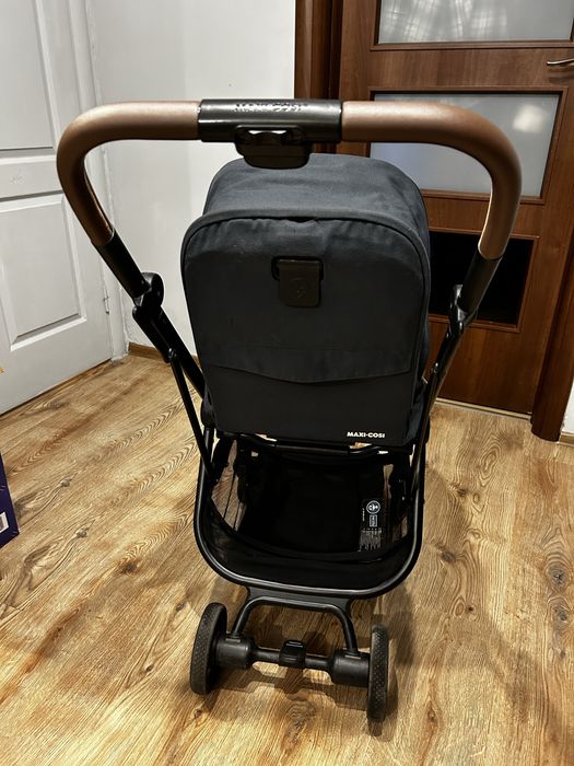 Реверсивний прогулянковий візочок Maxi Cosi Leona