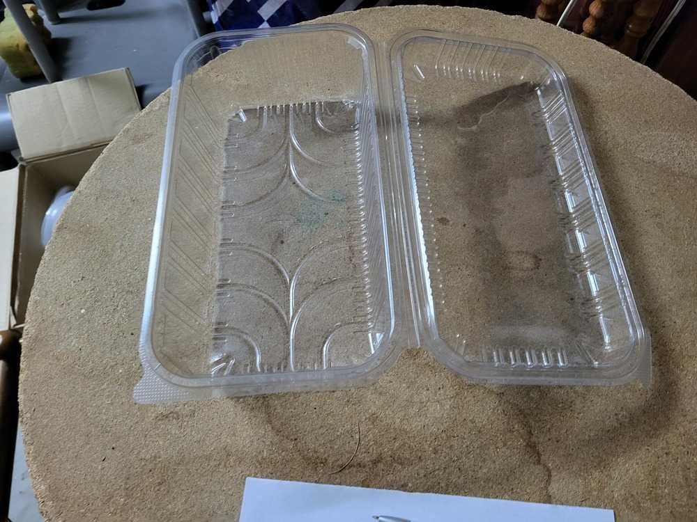 Caixas Recipientes em Plástico
