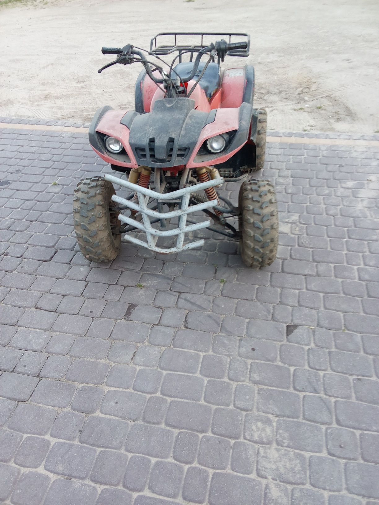 Sprzedam Quada 200