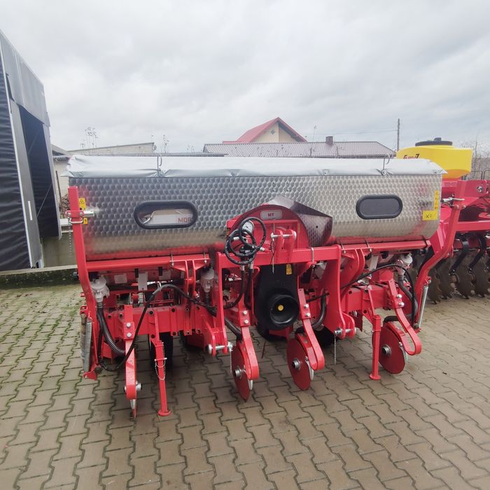 Siewnik do kukurydzy MASCHIO GASPARDO MT 4