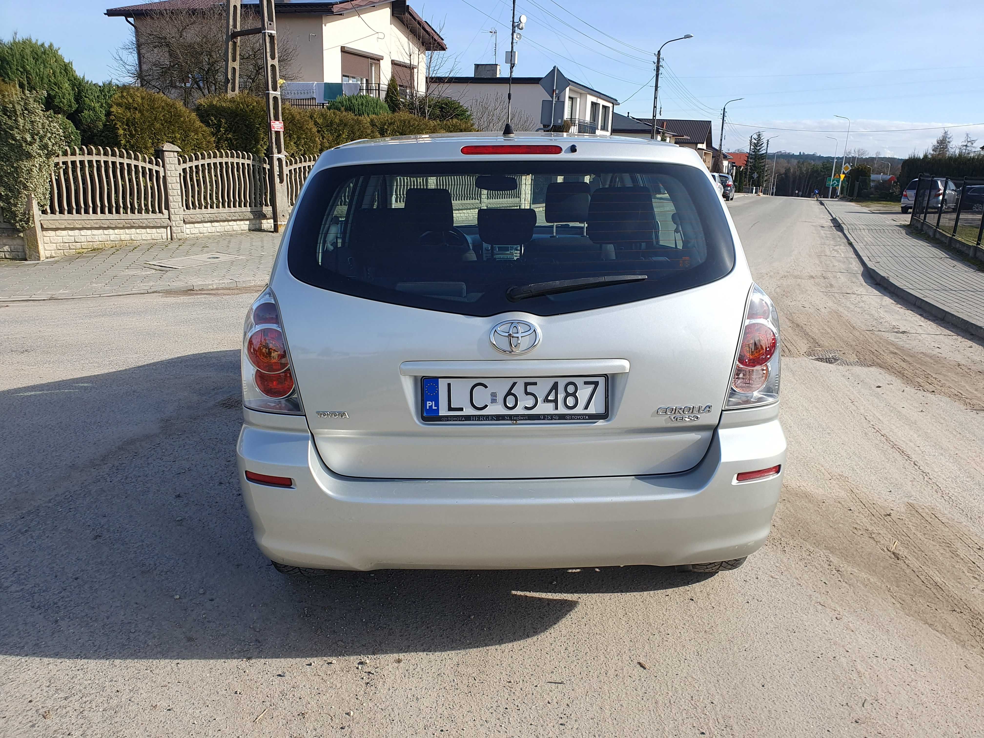 Corolla Verso*7 foteli**brak rdzy*zadbany