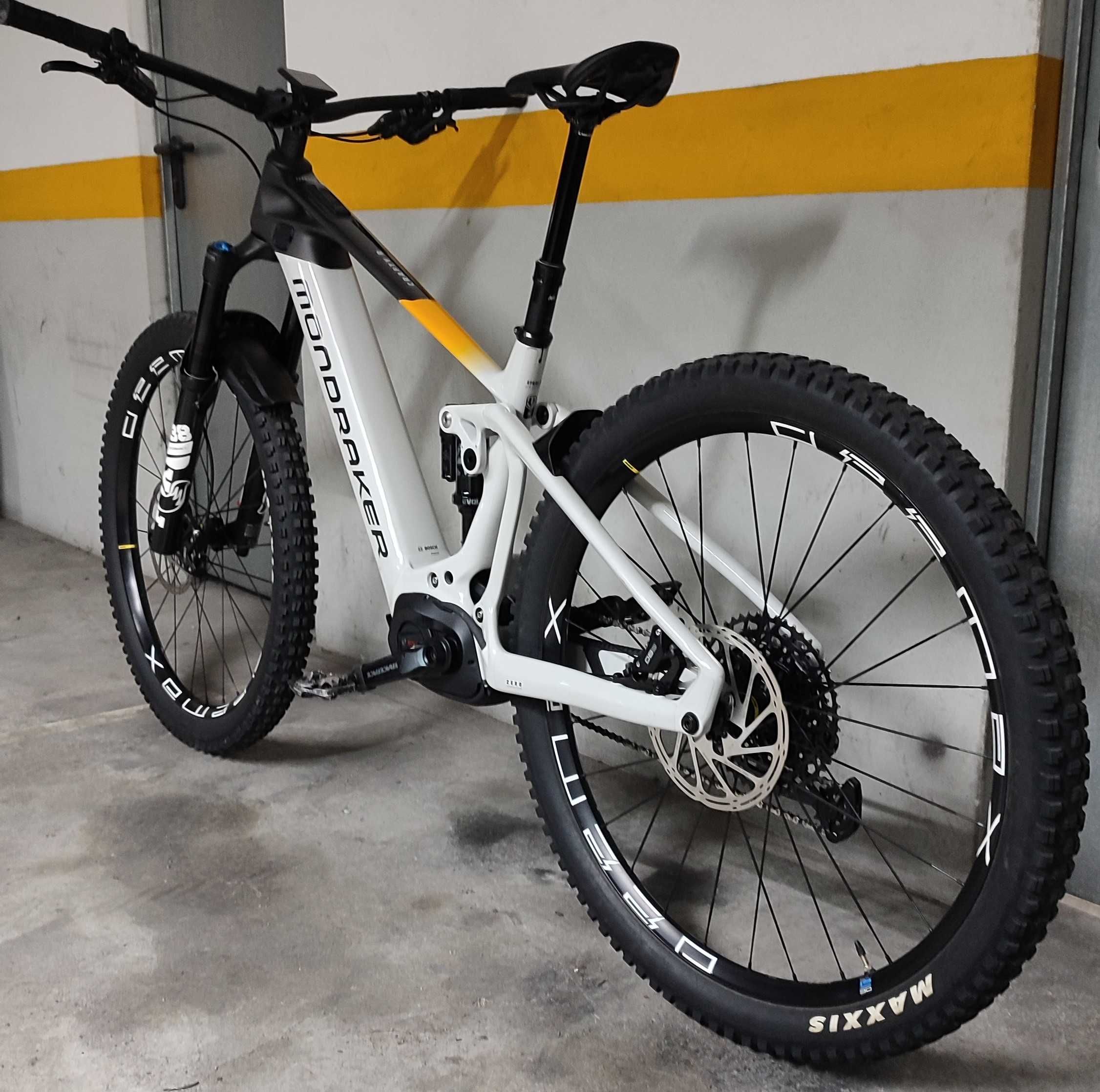 Mondraker Crafty Carbon R