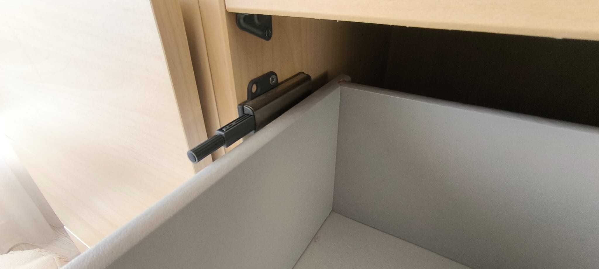 Móveis BESTA Ikea