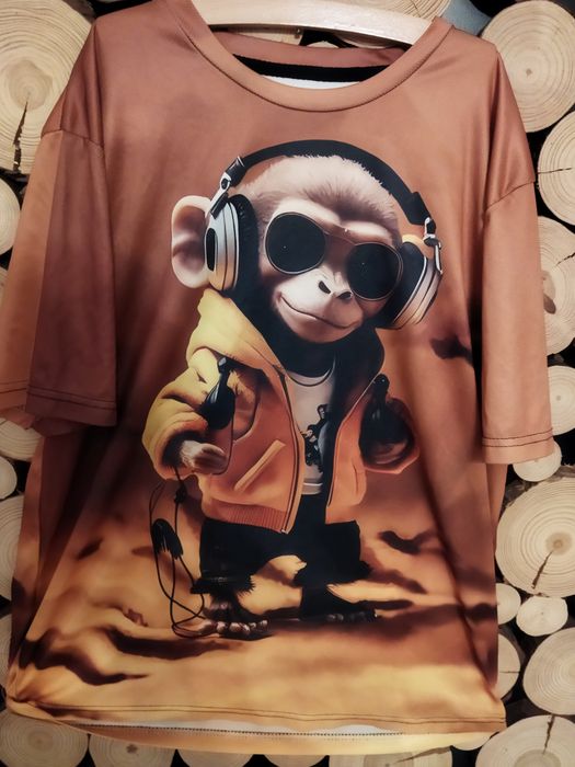 Stylowa podkoszulka z małpą M