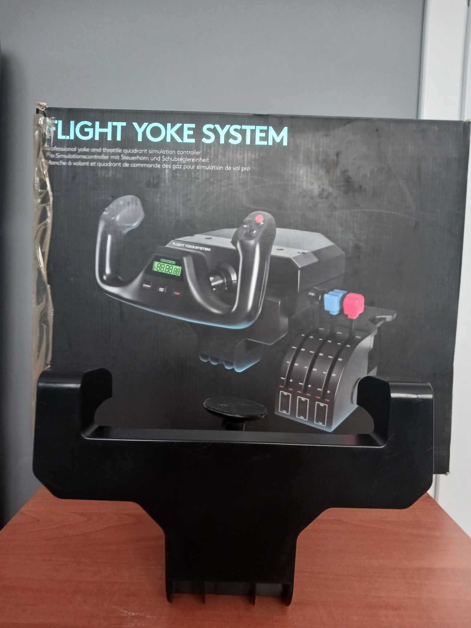 Logitech G Saitek PRO Flight Yoke System