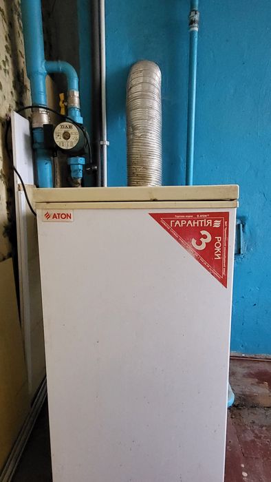 Здаю половину будинку