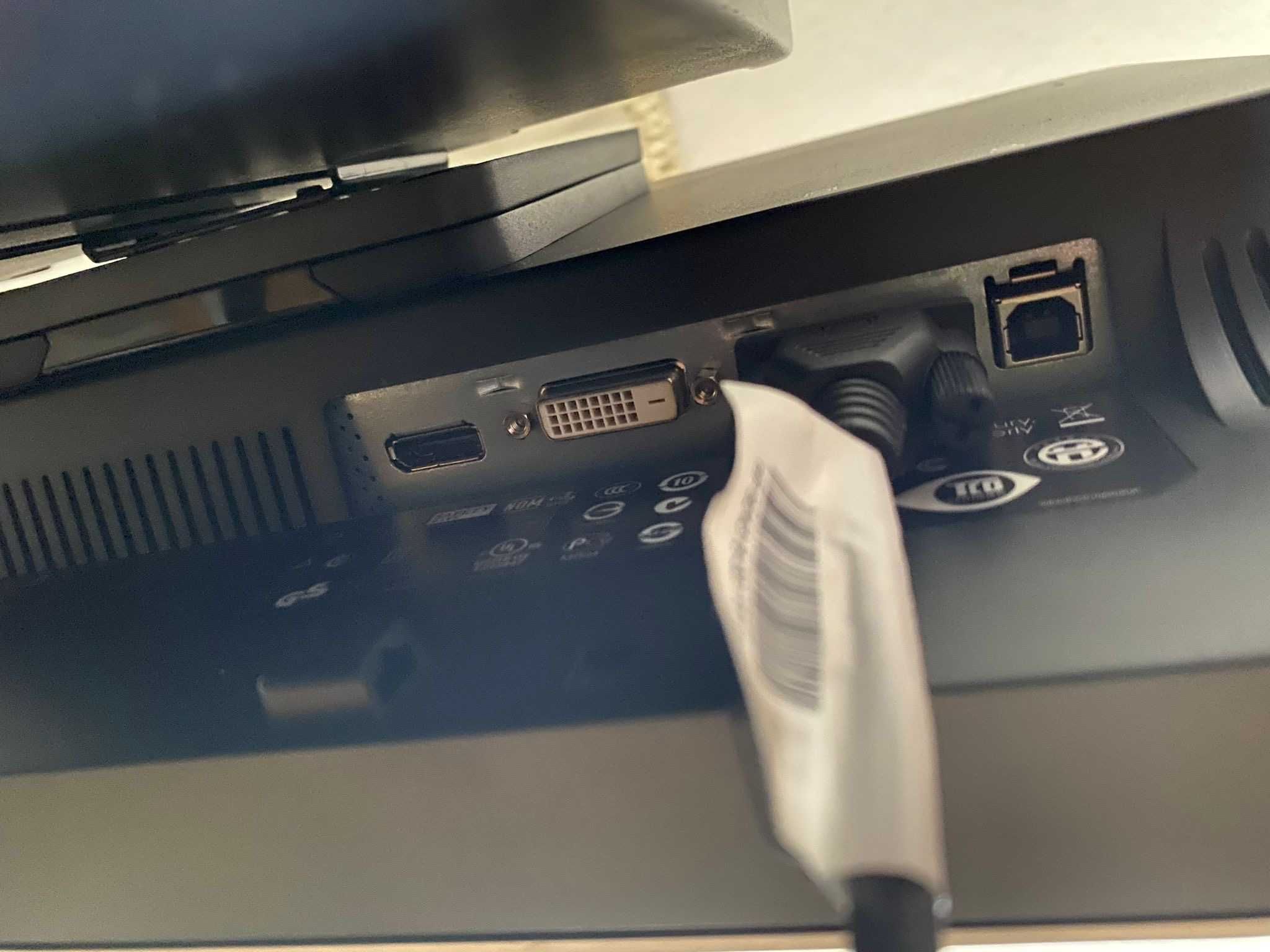 Monitor HP em bom estado