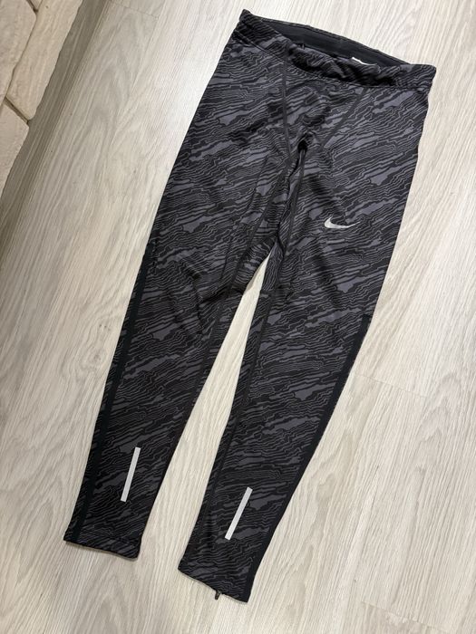 Мужские тайтсы леггинсы nike dri-fit tech elevate