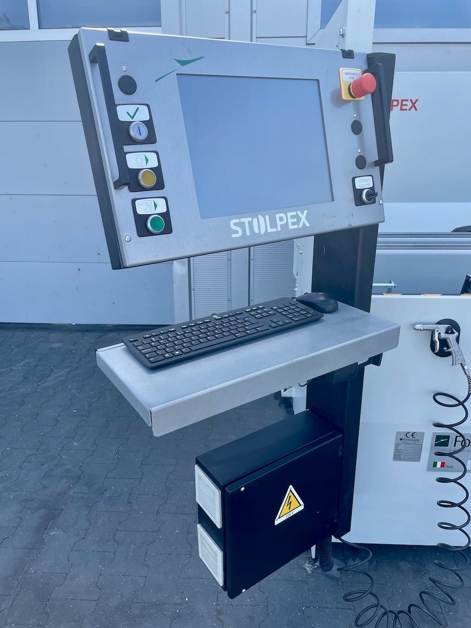 Centrum obróbcze CNC FOM ADIR-C (2016)