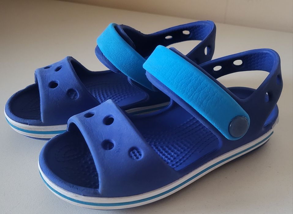 Sandały Crocs roz. C8 tj. 24-25 dł. wkładki 149mm