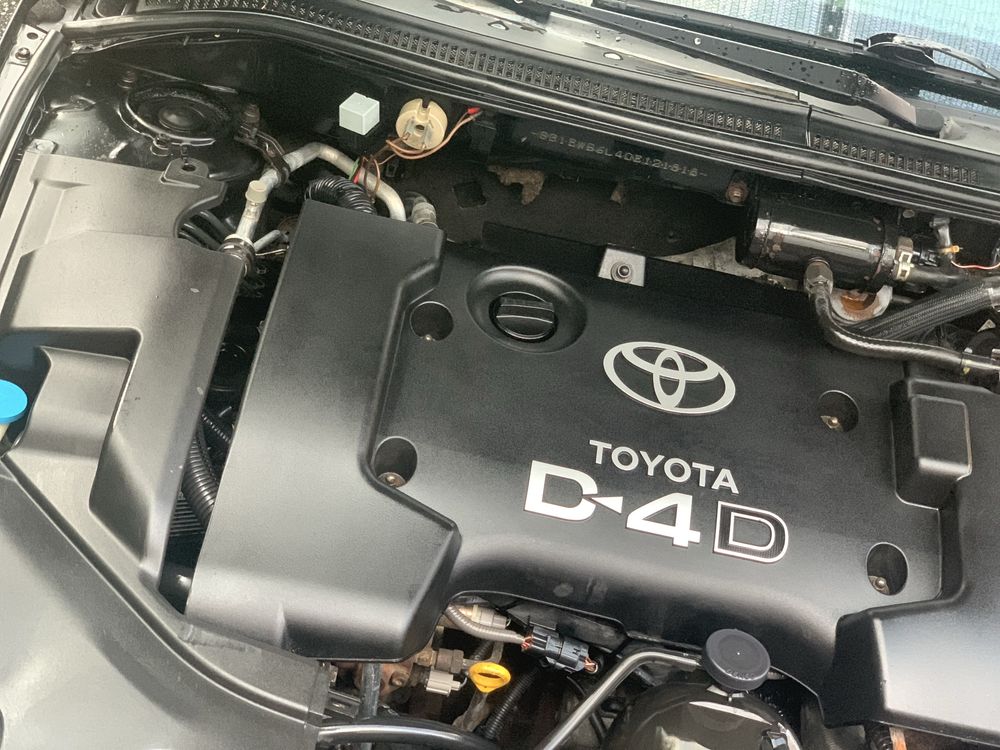 Продам Toyota Avensis 2.0 дизель D4D